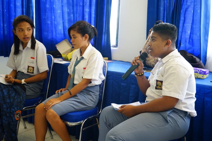 Seminar dan Workshop Smart School Online - Kupang