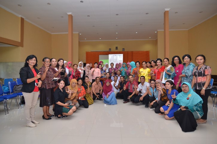 Seminar dan Workshop Smart School Online - Kupang