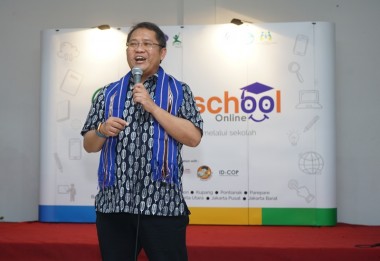 Menkominfo di Seminar Orang Tua